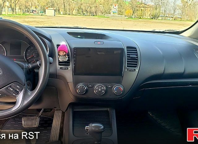 Червоний Кіа Форте, об'ємом двигуна 1.8 л та пробігом 185 тис. км за 8700 $, фото 2 на Automoto.ua