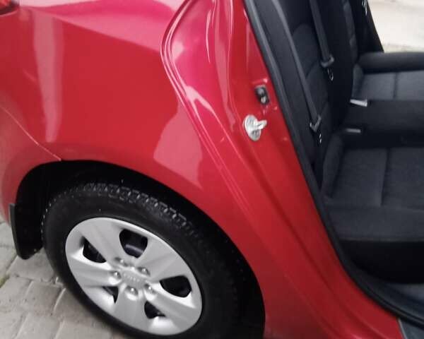 Красный Киа Форте, объемом двигателя 1.8 л и пробегом 77 тыс. км за 9999 $, фото 7 на Automoto.ua