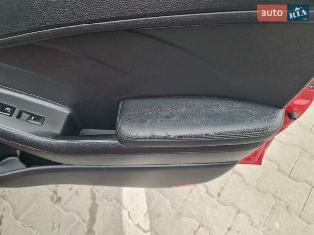 Червоний Кіа Форте, об'ємом двигуна 1.8 л та пробігом 232 тис. км за 7400 $, фото 4 на Automoto.ua