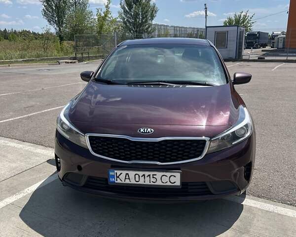 Красный Киа Форте, объемом двигателя 2 л и пробегом 172 тыс. км за 8500 $, фото 6 на Automoto.ua