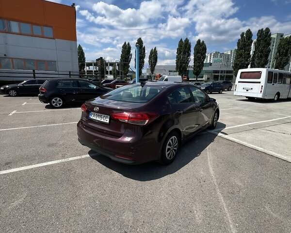 Красный Киа Форте, объемом двигателя 2 л и пробегом 172 тыс. км за 8500 $, фото 4 на Automoto.ua