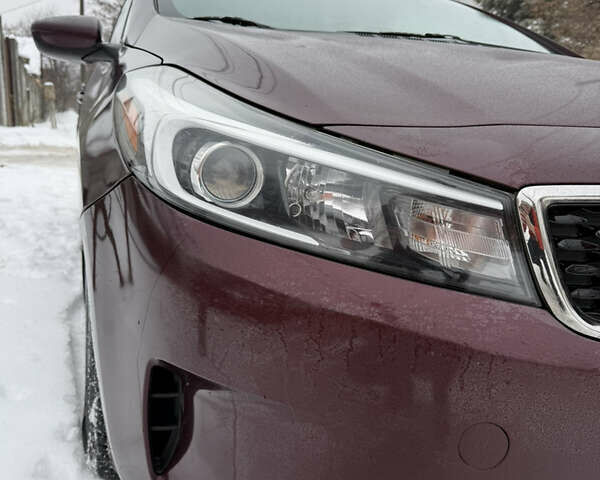 Червоний Кіа Форте, об'ємом двигуна 2 л та пробігом 176 тис. км за 9500 $, фото 25 на Automoto.ua