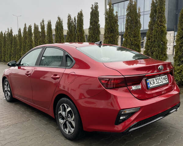 Красный Киа Форте, объемом двигателя 2 л и пробегом 102 тыс. км за 11600 $, фото 2 на Automoto.ua