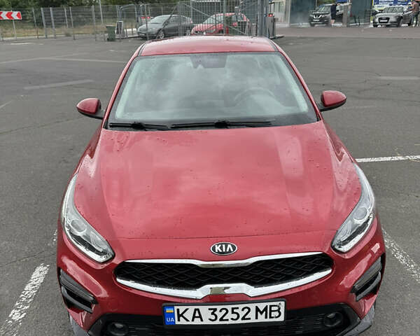 Червоний Кіа Форте, об'ємом двигуна 2 л та пробігом 100 тис. км за 13000 $, фото 1 на Automoto.ua