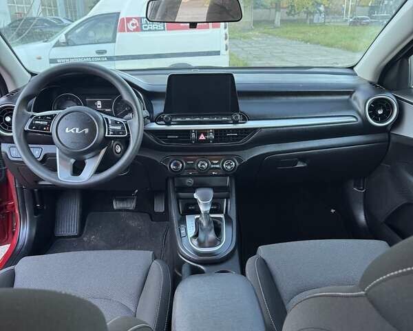 Красный Киа Форте, объемом двигателя 2 л и пробегом 88 тыс. км за 15600 $, фото 2 на Automoto.ua
