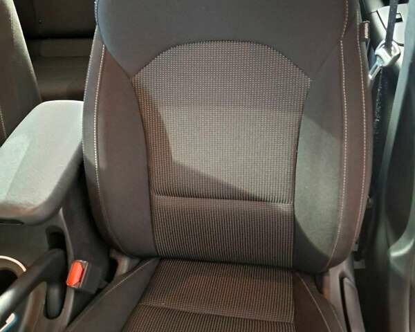 Красный Киа Форте, объемом двигателя 2 л и пробегом 8 тыс. км за 16700 $, фото 14 на Automoto.ua