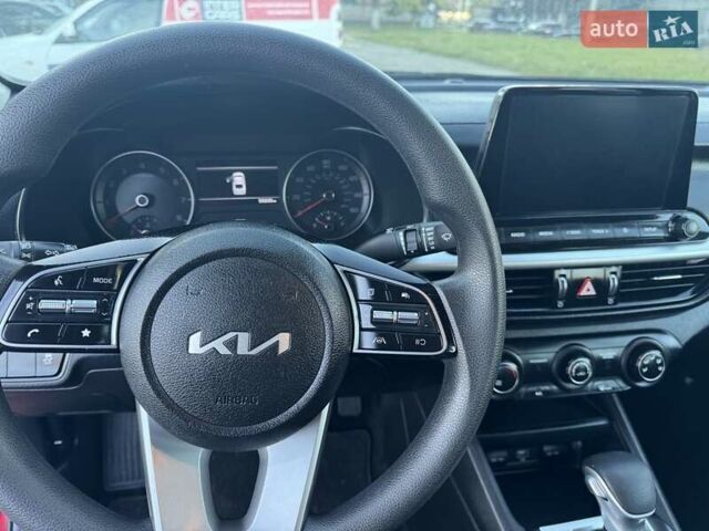 Красный Киа Форте, объемом двигателя 2 л и пробегом 88 тыс. км за 15600 $, фото 8 на Automoto.ua