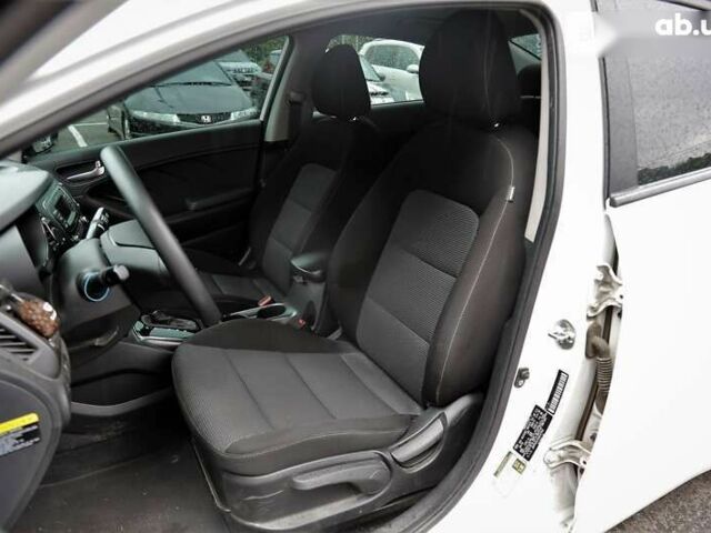 Киа Форте, объемом двигателя 2 л и пробегом 91 тыс. км за 12500 $, фото 7 на Automoto.ua