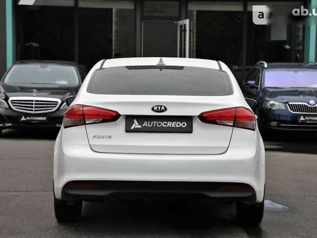 Киа Форте, объемом двигателя 2 л и пробегом 91 тыс. км за 12500 $, фото 5 на Automoto.ua