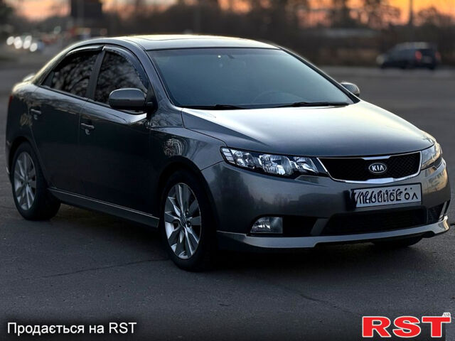 Киа Форте, объемом двигателя 2.4 л и пробегом 193 тыс. км за 8200 $, фото 2 на Automoto.ua