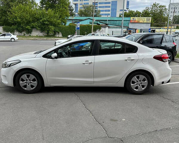 Киа Форте, объемом двигателя 2 л и пробегом 95 тыс. км за 10000 $, фото 1 на Automoto.ua