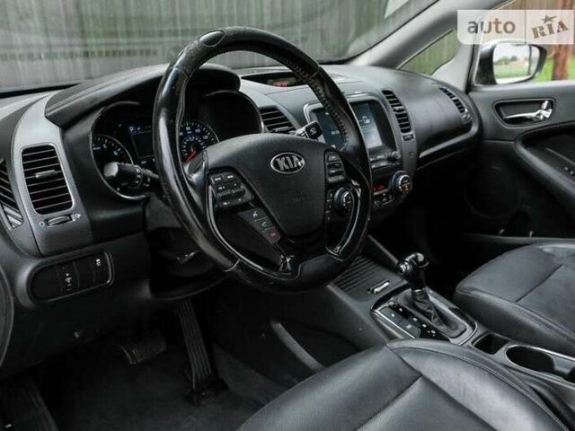 Киа Форте, объемом двигателя 0 л и пробегом 127 тыс. км за 2100 $, фото 10 на Automoto.ua