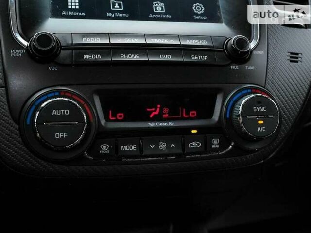 Киа Форте, объемом двигателя 0 л и пробегом 127 тыс. км за 2100 $, фото 17 на Automoto.ua