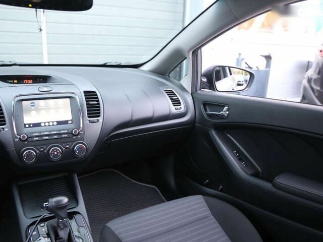 Киа Форте, объемом двигателя 0 л и пробегом 92 тыс. км за 11800 $, фото 14 на Automoto.ua