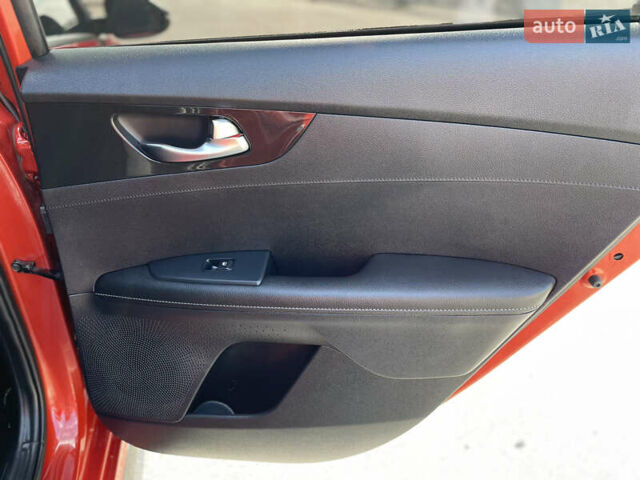 Киа Форте, объемом двигателя 2 л и пробегом 111 тыс. км за 13999 $, фото 14 на Automoto.ua