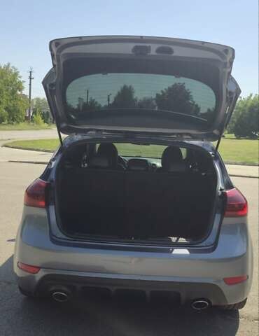 Сірий Кіа Форте, об'ємом двигуна 1.6 л та пробігом 87 тис. км за 14000 $, фото 11 на Automoto.ua