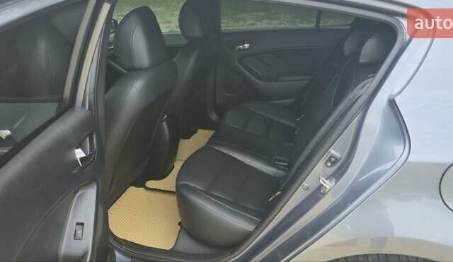 Сірий Кіа Форте, об'ємом двигуна 1.6 л та пробігом 87 тис. км за 14000 $, фото 20 на Automoto.ua