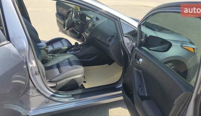 Сірий Кіа Форте, об'ємом двигуна 1.6 л та пробігом 87 тис. км за 14000 $, фото 13 на Automoto.ua