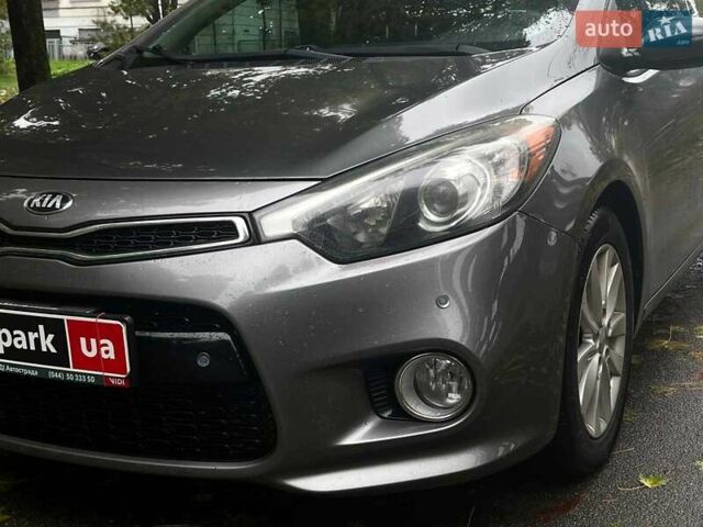 Сірий Кіа Форте, об'ємом двигуна 2 л та пробігом 212 тис. км за 8790 $, фото 4 на Automoto.ua