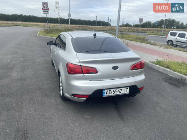 Серый Киа Форте, объемом двигателя 2 л и пробегом 105 тыс. км за 6900 $, фото 4 на Automoto.ua