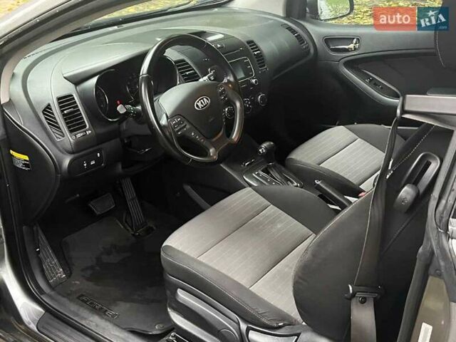 Сірий Кіа Форте, об'ємом двигуна 2 л та пробігом 212 тис. км за 8790 $, фото 16 на Automoto.ua
