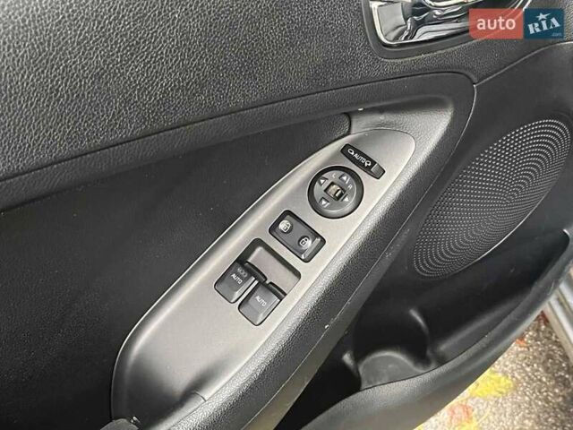 Сірий Кіа Форте, об'ємом двигуна 2 л та пробігом 212 тис. км за 8790 $, фото 15 на Automoto.ua