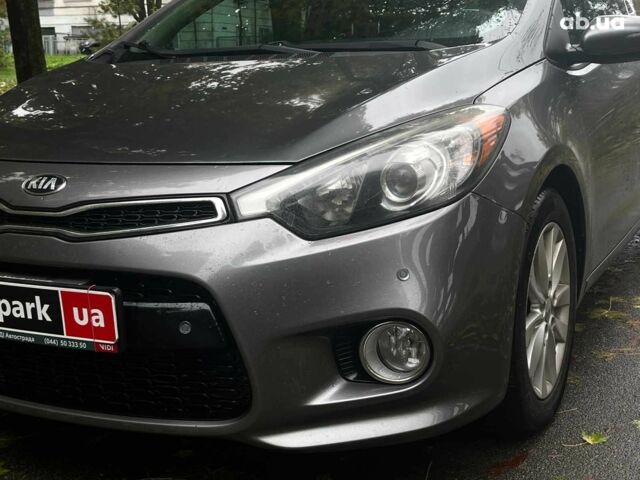Сірий Кіа Форте, об'ємом двигуна 2 л та пробігом 212 тис. км за 8790 $, фото 4 на Automoto.ua