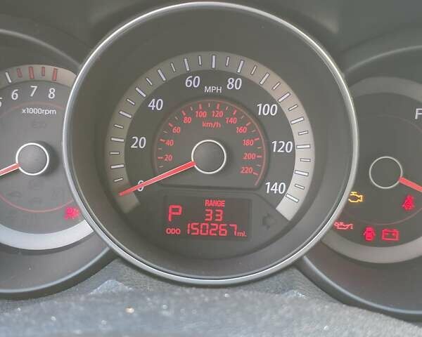 Серый Киа Форте, объемом двигателя 2 л и пробегом 247 тыс. км за 8000 $, фото 16 на Automoto.ua