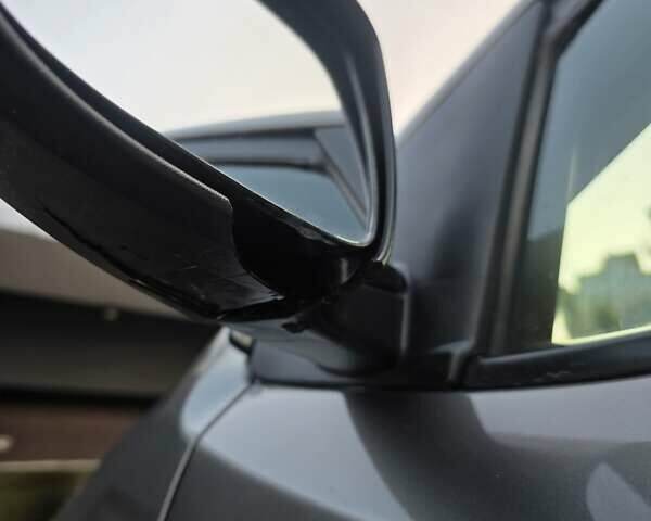 Серый Киа Форте, объемом двигателя 2 л и пробегом 247 тыс. км за 8000 $, фото 18 на Automoto.ua