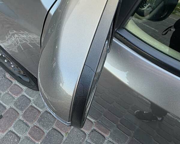 Серый Киа Форте, объемом двигателя 2 л и пробегом 247 тыс. км за 8000 $, фото 17 на Automoto.ua