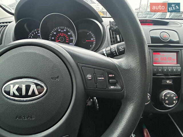 Серый Киа Форте, объемом двигателя 2 л и пробегом 250 тыс. км за 7200 $, фото 35 на Automoto.ua