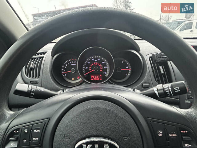 Серый Киа Форте, объемом двигателя 2 л и пробегом 250 тыс. км за 7200 $, фото 37 на Automoto.ua