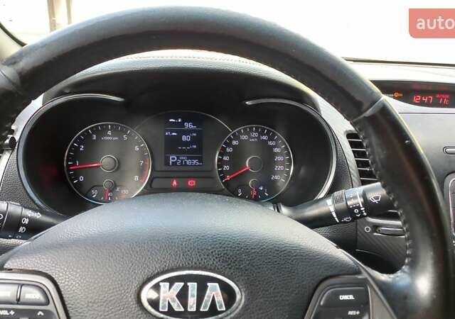 Серый Киа Форте, объемом двигателя 1.6 л и пробегом 218 тыс. км за 7200 $, фото 11 на Automoto.ua