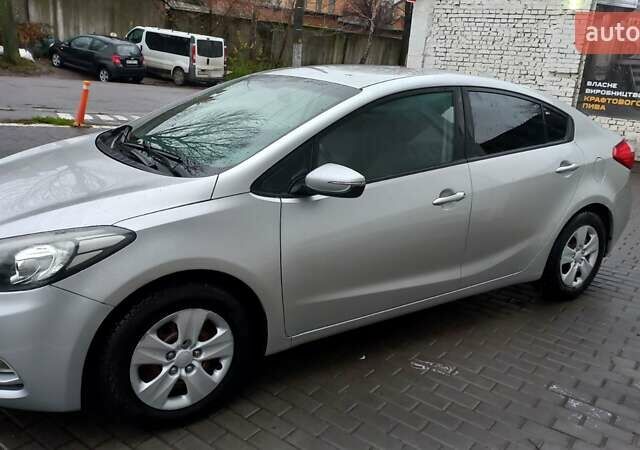 Серый Киа Форте, объемом двигателя 1.6 л и пробегом 218 тыс. км за 7200 $, фото 1 на Automoto.ua