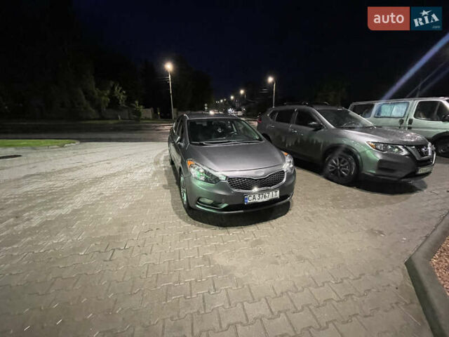 Серый Киа Форте, объемом двигателя 2 л и пробегом 160 тыс. км за 7200 $, фото 12 на Automoto.ua