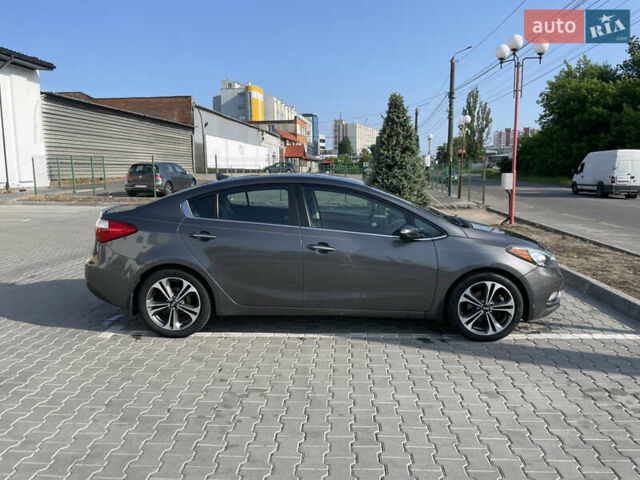 Серый Киа Форте, объемом двигателя 2 л и пробегом 160 тыс. км за 7200 $, фото 3 на Automoto.ua
