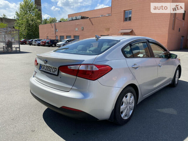 Серый Киа Форте, объемом двигателя 1.8 л и пробегом 193 тыс. км за 7900 $, фото 6 на Automoto.ua