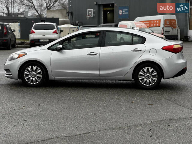 Сірий Кіа Форте, об'ємом двигуна 1.8 л та пробігом 323 тис. км за 7400 $, фото 7 на Automoto.ua