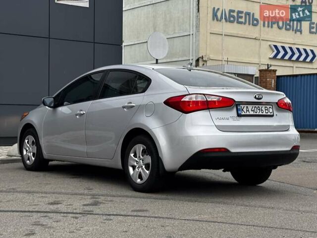 Сірий Кіа Форте, об'ємом двигуна 1.8 л та пробігом 172 тис. км за 8200 $, фото 7 на Automoto.ua