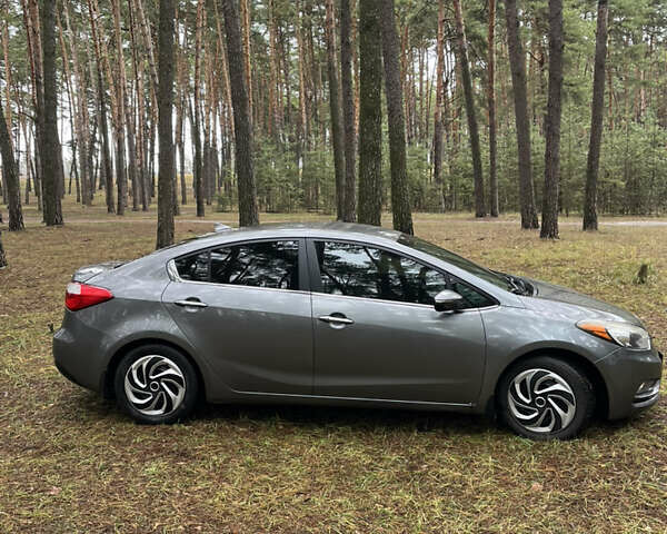 Сірий Кіа Форте, об'ємом двигуна 2 л та пробігом 159 тис. км за 9200 $, фото 6 на Automoto.ua