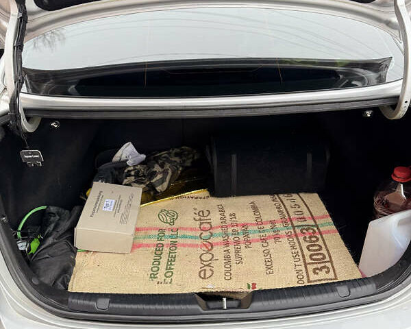 Серый Киа Форте, объемом двигателя 1.8 л и пробегом 302 тыс. км за 7850 $, фото 7 на Automoto.ua