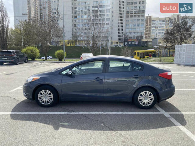 Серый Киа Форте, объемом двигателя 1.8 л и пробегом 220 тыс. км за 9000 $, фото 4 на Automoto.ua