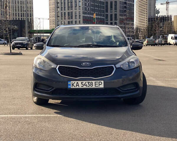 Серый Киа Форте, объемом двигателя 1.8 л и пробегом 220 тыс. км за 9000 $, фото 1 на Automoto.ua