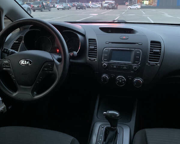 Сірий Кіа Форте, об'ємом двигуна 1.8 л та пробігом 158 тис. км за 8600 $, фото 21 на Automoto.ua