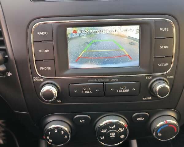 Сірий Кіа Форте, об'ємом двигуна 1.8 л та пробігом 230 тис. км за 8999 $, фото 10 на Automoto.ua