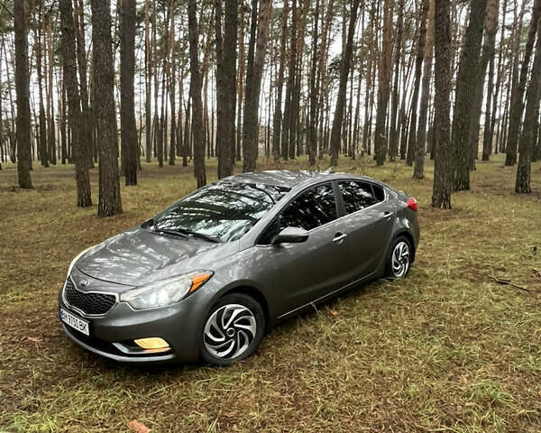 Серый Киа Форте, объемом двигателя 2 л и пробегом 159 тыс. км за 9200 $, фото 5 на Automoto.ua