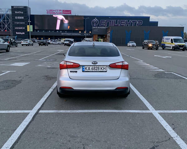 Сірий Кіа Форте, об'ємом двигуна 1.8 л та пробігом 158 тис. км за 8600 $, фото 7 на Automoto.ua