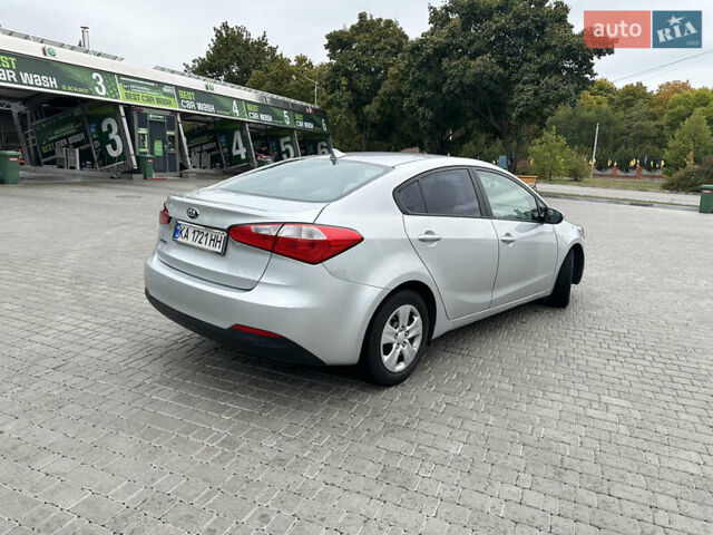 Сірий Кіа Форте, об'ємом двигуна 1.8 л та пробігом 174 тис. км за 7800 $, фото 4 на Automoto.ua