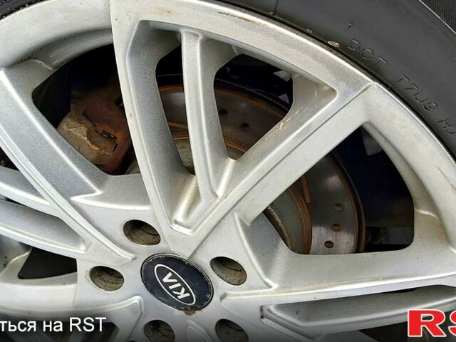 Сірий Кіа Форте, об'ємом двигуна 2 л та пробігом 19000 тис. км за 8500 $, фото 13 на Automoto.ua