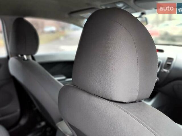 Серый Киа Форте, объемом двигателя 2 л и пробегом 257 тыс. км за 6990 $, фото 52 на Automoto.ua